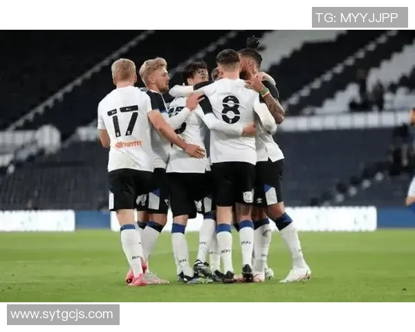 斯旺西主场迎战狼队争夺英冠联赛关键三分之战