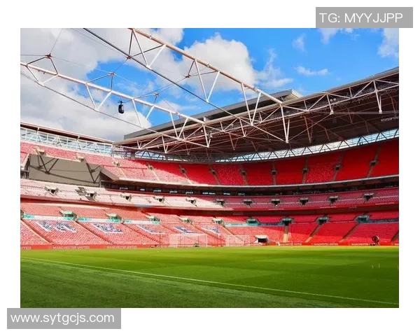 欧冠决赛温布利草坪遭球员集体吐槽引发场地质量争议