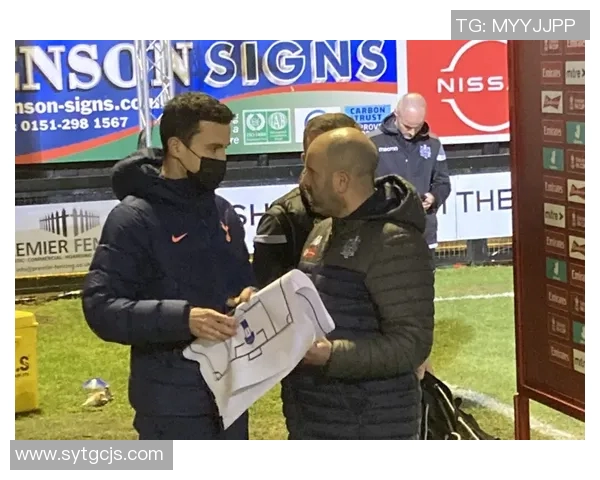 水源三星与仁川的激烈对决揭示了足球战术与团队精神的较量 水源三星与仁川的激烈对决揭示了足球战术与团队精神的较量