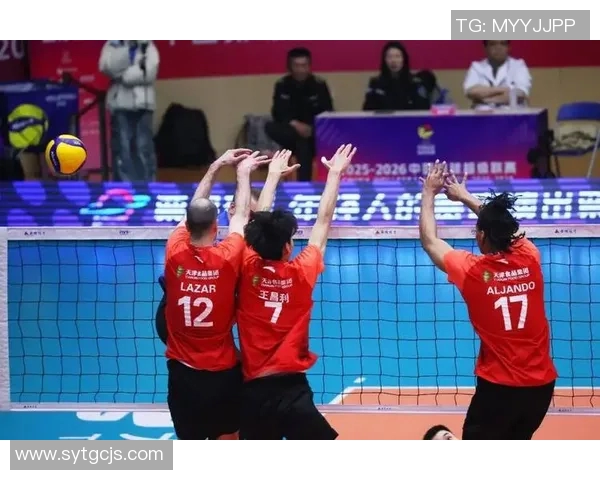 江西洪大迎战成都兴城展开激烈较量期待精彩表现与胜利归属 江西洪大迎战成都兴城展开激烈较量期待精彩表现与胜利归属