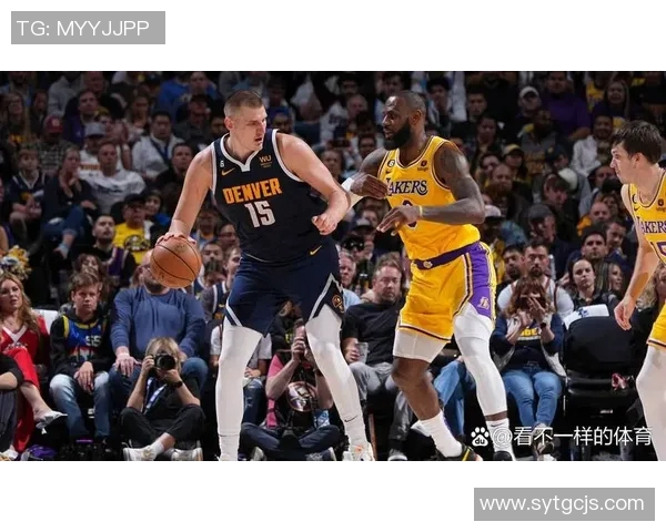 湖人主场迎战公牛双方激战四节争夺胜利荣耀