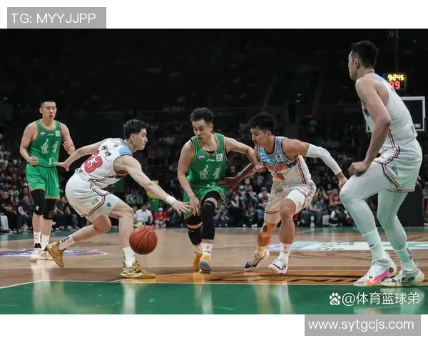 福建队与四川队在CBA赛场的激烈对决精彩瞬间回顾与分析