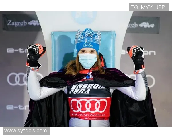 重庆街舞队在极限运动世界杯积分榜中以79分稳居第一名引发关注