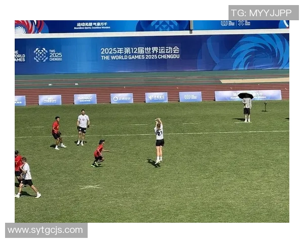 飞盘竞技的魅力与挑战：武汉飞盘队如何实现整体压制策略分析